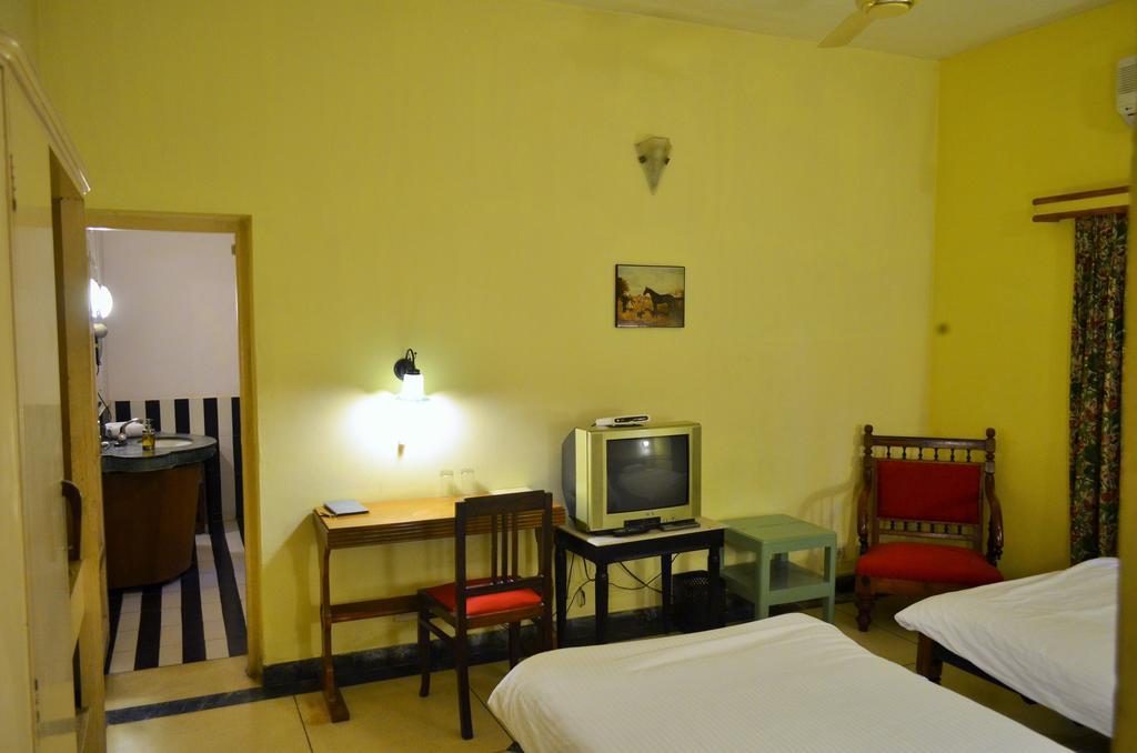 Hotel Inn Season Mahāmandir Kamer foto