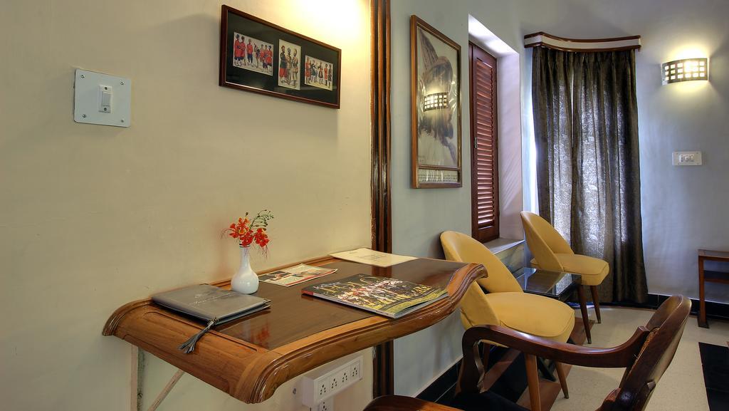 Hotel Inn Season Mahāmandir Buitenkant foto