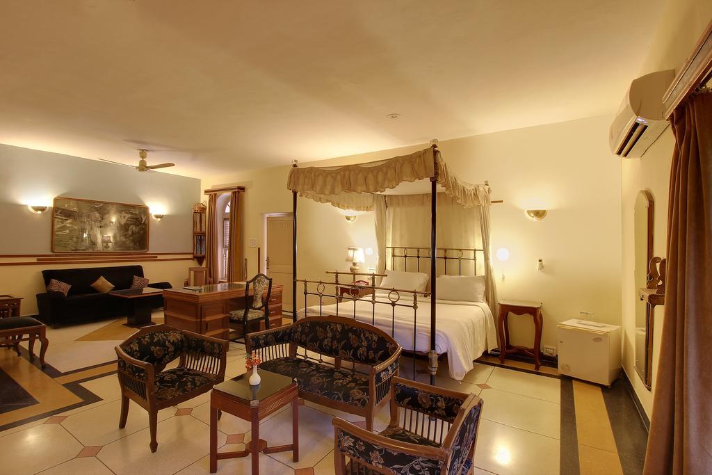 Hotel Inn Season Mahāmandir Buitenkant foto