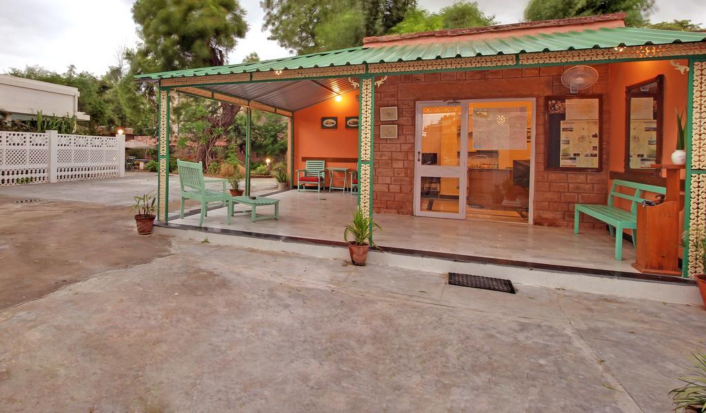 Hotel Inn Season Mahāmandir Buitenkant foto