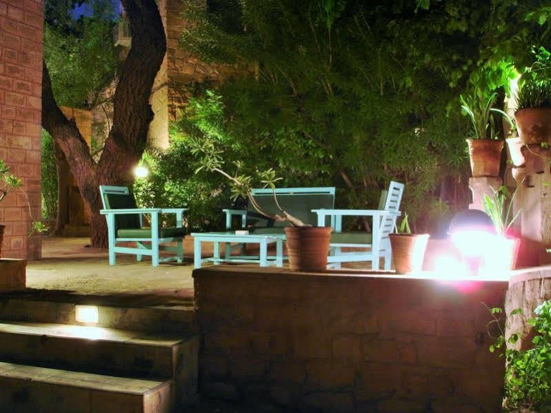 Hotel Inn Season Mahāmandir Buitenkant foto
