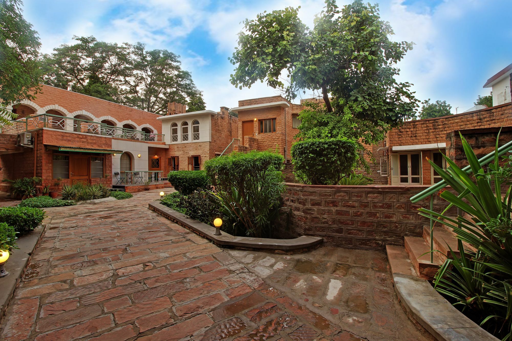 Hotel Inn Season Mahāmandir Buitenkant foto